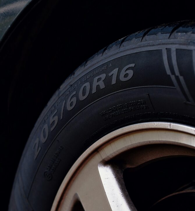 Car tyre